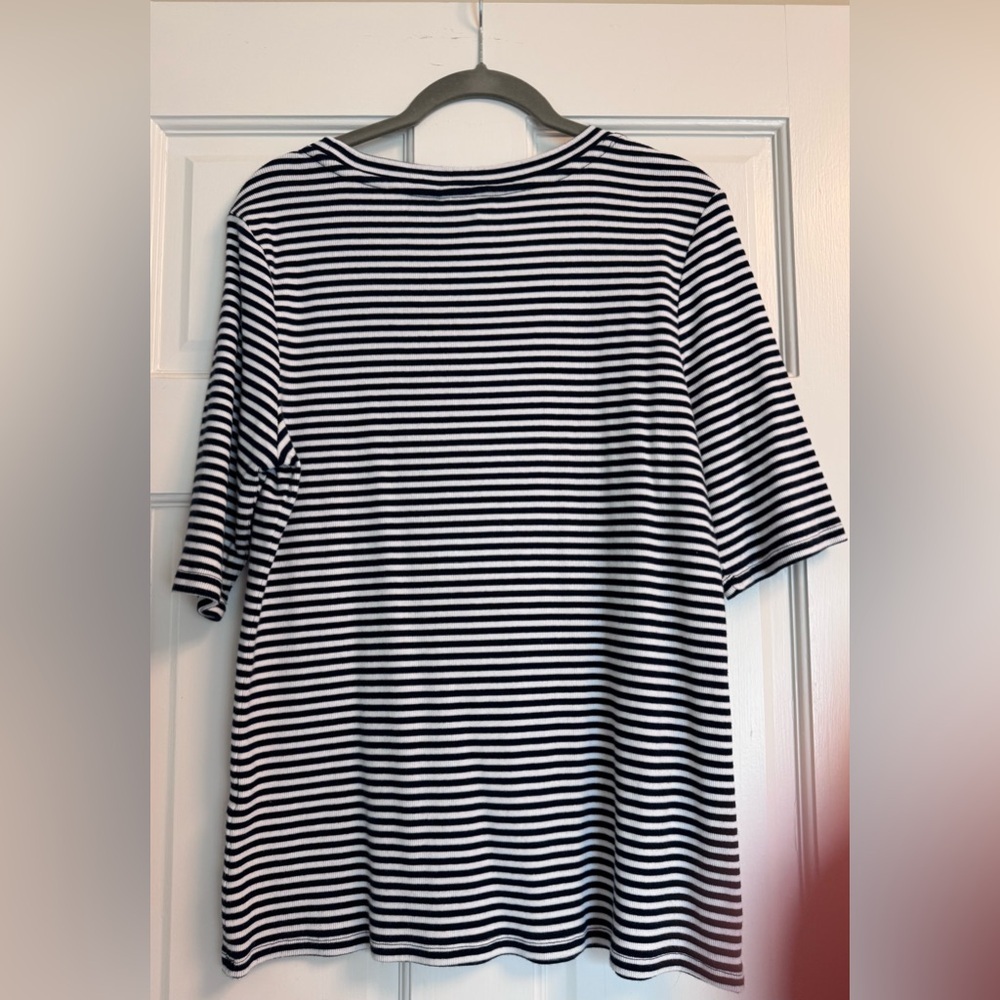 NWOT Banana Republic Factory Ribbed Shirt (XL) - Picture 4 of 9